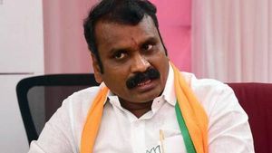 முருகனின் அறுபடை வீடுகளை ஒருங்கிணைத்து புதிய ஆன்மீக சுற்றுலா திட்டம்-மத்திய இணை அமைச்சர் எல்.முருகன்