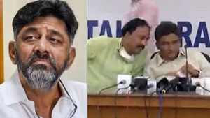 டி.கே.சிவகுமார் 12% 'கமிஷன்' அடிக்கிறார்.. மைக் ஆன் செய்தது தெரியாமல் பேசிய காங்கிரஸ் தலைவர்கள் 