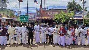 மணமேடையில் இருக்க வேண்டிய மாப்பிள்ளை பிரச்சாரத்தில்... தஞ்சையில் நடந்த ருசிகர நிகழ்வு..! 