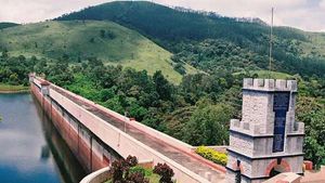 முல்லைப் பெரியாறு அணை மோசமான நிலையில் உள்ளது.. உச்ச நீதிமன்றத்தில் கேரள அரசு பதில் மனு தாக்கல்! 