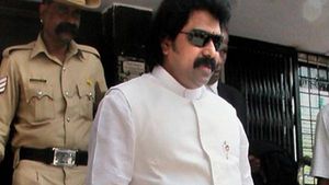 சிறையிலிருந்து நேராக சாய்பாபா கோயில்... மனம் உருகி பிரார்த்தனை செய்த சசிகலா அக்கா மகன் சுதாகரன்..! 