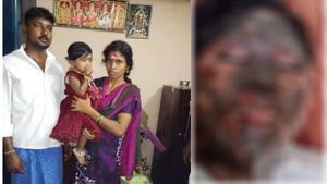 கணவருடன் அடிக்கடி சண்டை.. மனவேதனை.. 8 மாத கர்ப்பிணி எடுத்த விபரீத முடிவு.. ஆத்தூரில் சோகம்! 