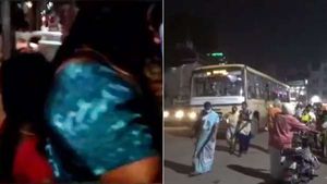 என்ன அவலம் இது?.. மதுரை பேருந்தில் 