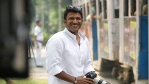 கன்னட சூப்பர் ஸ்டார் புனித் ராஜ்குமார் மாரடைப்பால் மரணம்.. சோகத்தில் மூழ்கிய திரையுலகம் 