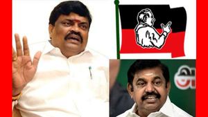 இடியாப்ப சிக்கல்.. சொந்த கட்சியினருக்கே மிரட்டல்.. ஹைகோர்ட்டில் முன்ஜாமீன் கோரினார் ராஜேந்திர பாலாஜி