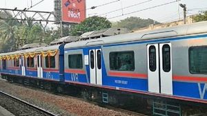 மெட்ரோ ரயிலுக்கு இணையாக புறநகர் ரயில்களிலும் ஏசி! கட்டணம்தான் அதிகம்.. எங்கு தெரியுமா? 