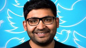  யார் இந்த பராக் அக்ரவால்? ட்விட்டர் சிஇஓ ஆகும் இந்தியர்.. டாப் இடத்திற்கு சென்றது எப்படி? பின்னணி 