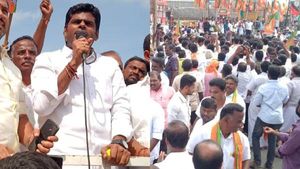 5 கி.மீ.க்கு பறந்த கொடி ; பூரண கும்ப மரியாதை; அசத்திய செந்தில்நாதன்; அகமகிழ்ந்த அண்ணாமலை! 