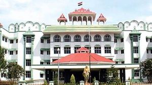 கோவில் வழிபாடுகளில் சாதி, நிற பாகுபாடு கூடாது..  மதுரை உயர்நீதிமன்றம் அதிரடி கருத்து