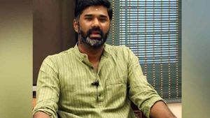 மாரிதாஸுக்கு ஜெயில்.. டிசம்பர் 23ம் தேதி வரை சிறையில் அடைக்க உத்தரவு