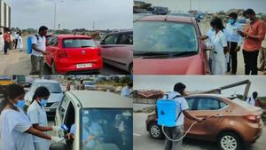 தமிழக-கர்நாடக ஒசூர் எல்லையில் குவிந்த அதிகாரிகள்! தீவிர வாகன சோதனை! என்ன மாதிரி நடக்கிறது தெரியுமா? 