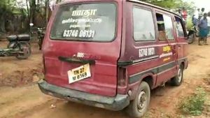  திண்டுக்கல்லில் சொத்துக்காக சண்டையிட்ட மகன்கள்.. மனமுடைந்த பெற்றோர் தற்கொலை 