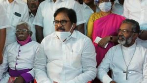 மூன்றாவது அணி: மோடிக்கு மாற்று ராகுல்.. பாஜகவுக்கு மாற்று காங்கிரஸ் மட்டுமே.. திருச்சி எம்பி தடாலடி!
