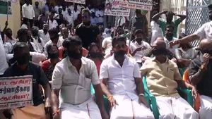 யூடியூபர் மாரிதாஸ் கைதை கண்டித்து.. மதுரையில் பாஜகவினர் ஆர்ப்பாட்டம் 