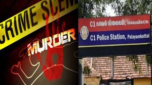  நள்ளிரவில் பகீர்! திமுக பிரமுகர் வெட்டி படுகொலை.. பாளையங்கோட்டை போலீஸ் நிலையம் அருகிலேயே பயங்கரம்