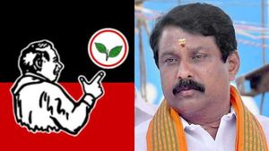 BJP vs AIADMK : நயினார் மீது கேஸ் போடுங்க.. கொதிக்கும் அதிமுக நிர்வாகிகள்! போலீசுக்கு சென்ற புகார்