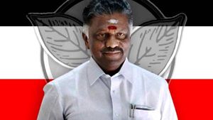 ஓபிஎஸ் விட்ட தூது.. மறைமுகமாக ஆழம் பார்க்கும் பிளான்? இந்த முறையும் ‘அதே புள்ளி’- பரபரக்கும் அதிமுக! 