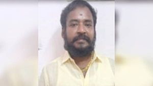  ரவுடிகளுக்கு உடந்தையாக 