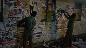 சும்மா கிழி தான்.. களமிறங்கிய மாநகராட்சி ஊழியர்கள்.. நள்ளிரவிலும் கட்சி போஸ்டர்கள் அழிப்பு தீவிரம்