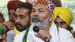 உ.பி: யோகி கட்டாயம் ஜெயிக்கனும்.... ஏன் தெரியுமா? விவசாயிகள் தலைவர் ராகேஷ் திகாயத் செம்ம நக்கல்! 