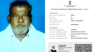 உங்க கடமை உணர்ச்சிக்கு அளவே இல்லையா ஆபிசர்ஸ்?  மே மாதமே இறந்தவருக்கு ஜனவரியில் கொரோனா தடுப்பூசி