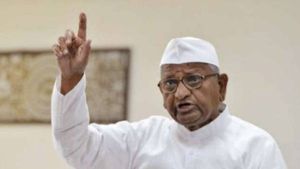 காதலர் தினம் முதல் மீண்டும் உண்ணாவிரத போராட்டத்தை தொடங்கும் அண்ணா ஹசாரே.. என்ன காரணம்? 