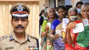  தேர்தல் பாதுகாப்புக்கு  துணை ராணுவம் தேவையில்லை, போலீஸ் போதும் - டிஜிபி சைலேந்திரபாபு அதிரடி!