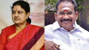 அதிமுகவில் தலைமையே இல்லை.. செல்லூர் ராஜூ சொன்ன மறுநாளே.. சசிகலா பேச்சை கவனித்தீர்களா? ஓஹோ! 