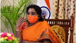 தமிழிசைக்கு பறந்த ஆடியோ.. மலேசிய பெண் எம்எல்ஏவிற்கு 