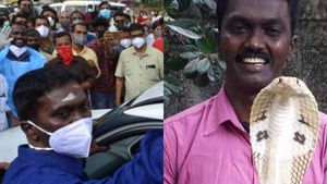 உயிர் காத்த 65 விஷமுறிவுகள்.. 