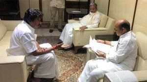 Exclusive: ஒசூர் -பெங்களூர் இடையே மெட்ரோ ரயில்! கர்நாடக முதல்வர் தமிழக எம்.பி.யிடம் என்ன சொன்னார்? 