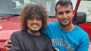 குக் வித் கோமாளி புகழுக்கு கறி விருந்து அளித்த பிரபல  கிரிக்கெட் வீரர்.. டிரென்டாகும் படம் 