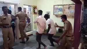 விருதுநகர் பலாத்கார சம்பவம்.. ஹரிஹரன், ஜுனைத் தவிர வேறு அரசியல் புள்ளிகளுக்கும் தொடர்பு? 