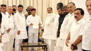 கமிஷனால் காண்ட்ராக்டர் தற்கொலை... பாஜக அமைச்சர் மீது ஆளுநர் வரை சென்ற புகார்... பரபர கர்நாடகம் 