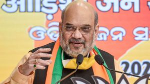 பார்த்துக்கோங்க பாஸ்.. டோஸ் விட்ட அமித் ஷா.. தமிழ்நாடு 