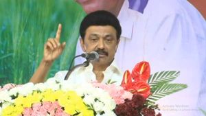 பழமைவாத கருத்தை பரப்புவோரால் நாட்டில் பிரச்சனைகள்! தமிழகத்தில் சூழ்ச்சி எடுபடவில்லை: ஸ்டாலின் தாக்கு