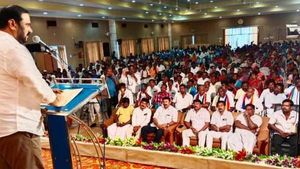 பாமக ஆளும் கட்சியாக வர வேண்டும்! ஆசையை பகிர்ந்த அன்புமணி ராமதாஸ்! நிர்வாகிகளுடன் சந்திப்பு! 
