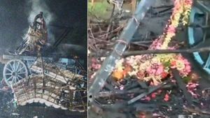 தஞ்சை அப்பர் கோயில் திருவிழாவில் மின்சாரம் தாக்கி 11 பேர் பலி.. மேலும் 10 பேர் காயம் 