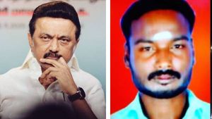 தேர் சக்கரத்தில் சிக்கி உயிரிழந்த தீபராஜன்.. முதல்வர் ஸ்டாலின் இரங்கல்... ரூ.5 லட்சம் நிவாரணம் 