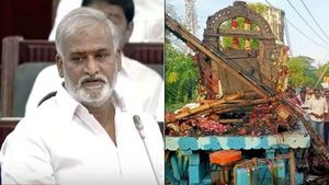 தஞ்சை களிமேட்டில் நடந்தது தேர் திருவிழா அல்ல.. அரசு அனுமதியும் பெறவில்லை.. சேகர் பாபு விளக்கம் 