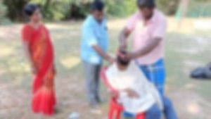 புள்ளிங்கோ ஸ்டைல் கட்டிங் வேண்டாம்... பள்ளி மாணவர்களுக்கு முடிவெட்டி அறிவுரை கூறிய தலைமை ஆசிரியர் 