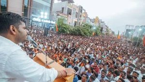 திருவாரூரில்  டெல்டாவை கூட்டி மாஸ் காட்டிய பாஜக அண்ணாமலை- இலங்கை போல தமிழகம்...திமுக அரசுக்கு சாபம்!