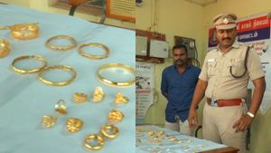 பிரென்ட்ஸ் ஆப் போலீஸில் இணைந்து கொள்ளை நுணுக்கங்களை கற்று.. பிரபல கொள்ளையனாக மாறிய இளைஞர் 