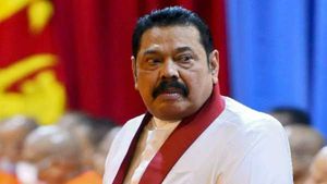 இந்திய தொழிலதிபருக்கு சொந்தமான மாலத்தீவு பங்களாவில்தான் பதுங்கி இருந்தாரா மகிந்த ராஜபக்சே? 