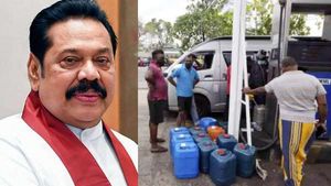 இலங்கை: சரிந்த பொருளாதாரம்.. எழுந்த மக்கள் கோபம்.. விழுந்த சர்க்கார்! நடந்தது என்ன?