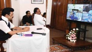  ஊட்டியில் இருந்தே வேலையை ஆரம்பித்த முதல்வர் ஸ்டாலின்.. “6 பேர் விடுதலை” சட்ட நிபுணர்களுடன் ஆலோசனை!