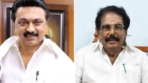 ஓஹோ.. ஸ்டாலினுக்கு பிறகு இவர்தான் முதல்வர்.. 