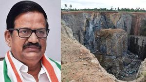  அடைமிதிப்பான்குளம் கல்குவாரி விபத்து... அந்த அதிகாரியை தூக்கில் போடுங்க...சொல்கிறார் கே.எஸ். அழகிரி