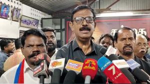 பீப் பிரியாணி விருந்துடன் பேரறிவாளன் விடுதலையை கொண்டாடி தீர்த்த கோவை பெரியாரிஸ்டுகள்! 