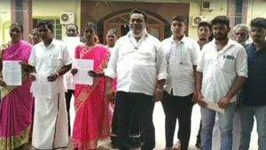 நீ காந்தி வம்சமா? “அந்த” சாதி தானே! - ஊராட்சி செயலாளர் மீது பட்டியலின ஊராட்சித் தலைவர் புகார் 